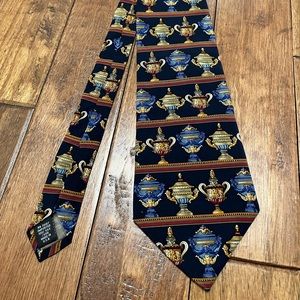 Vintage Novelty UNICEF Ceramic Garden Pottery Tie 100% silk